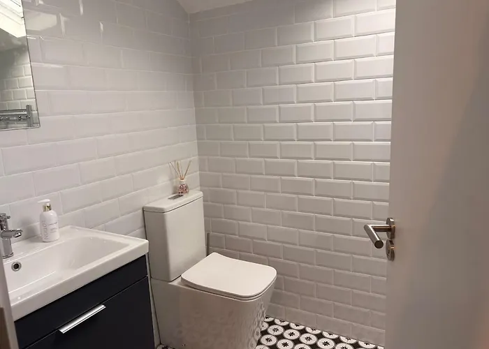 Daire Goalpost Loft Self-check-in Shanagarry